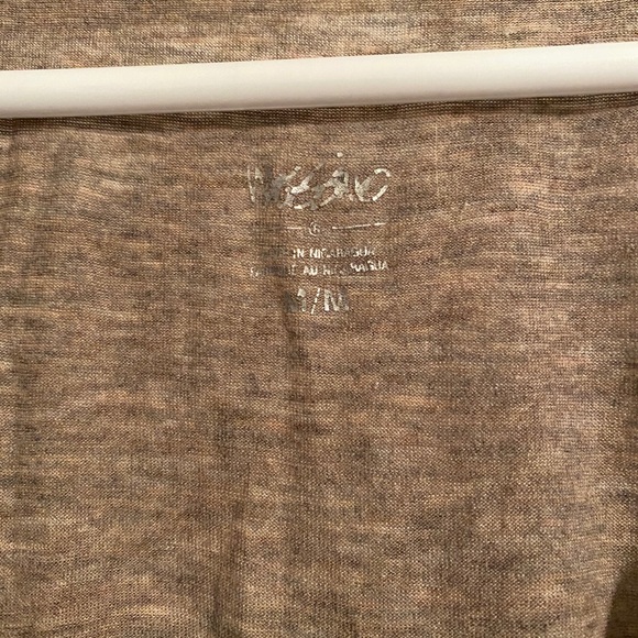 Top - Picture 3 of 4